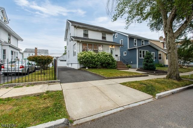 114 Ellington St, East Orange City, NJ 07017