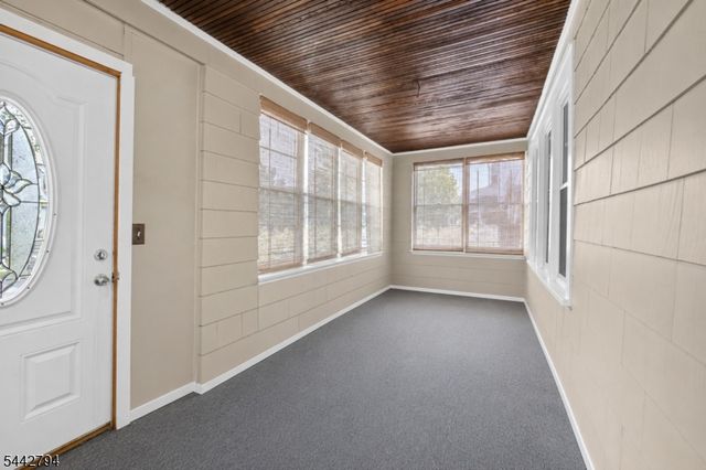 114 Ellington St, East Orange City, NJ 07017