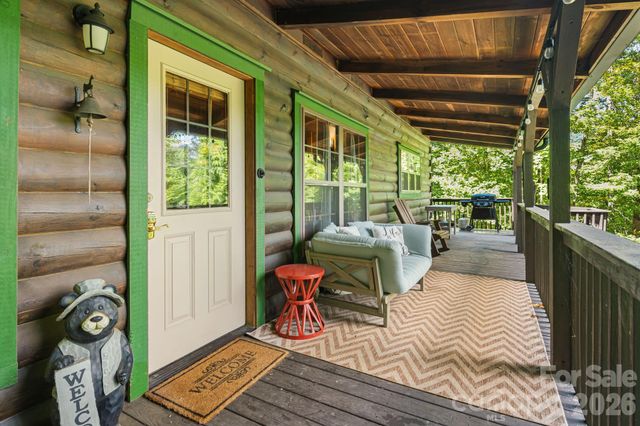 898 Morgan Hill Road, Black Mountain, NC 28711