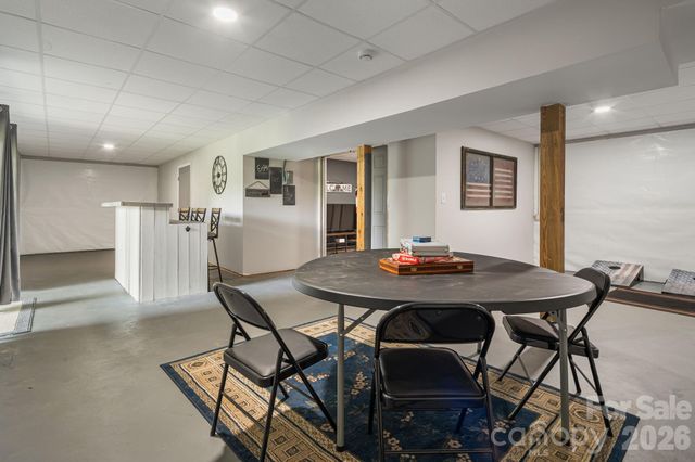 898 Morgan Hill Road, Black Mountain, NC 28711