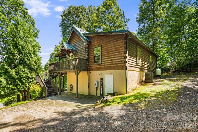 898 Morgan Hill Road, Black Mountain, NC 28711