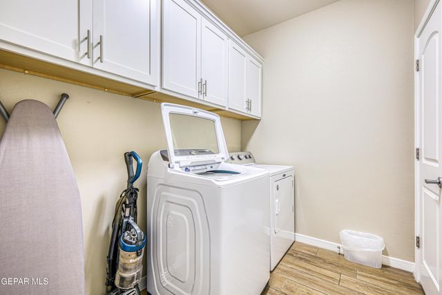 1743 LARKLEBY Street, El Paso, TX 79911