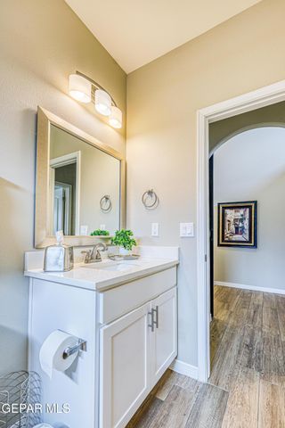 1743 LARKLEBY Street, El Paso, TX 79911