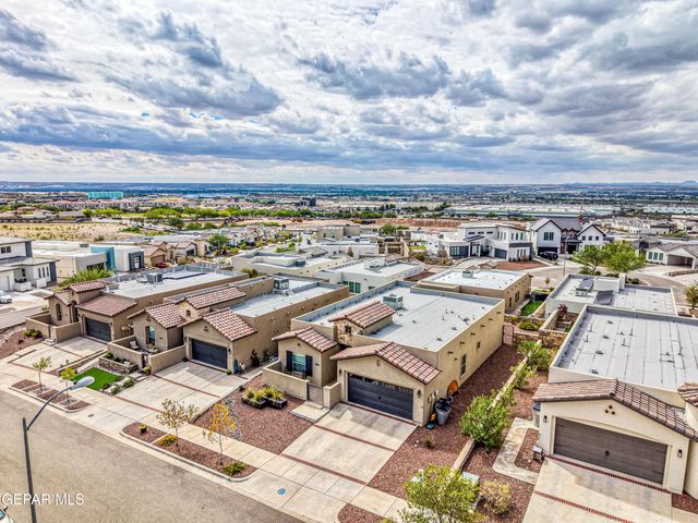1743 LARKLEBY Street, El Paso, TX 79911