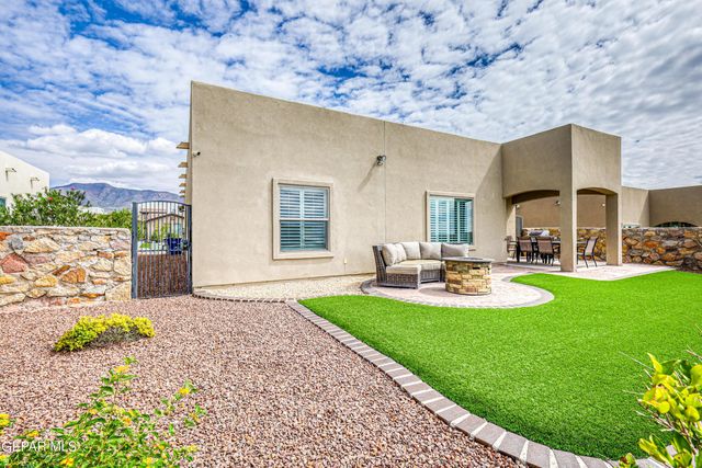 1743 LARKLEBY Street, El Paso, TX 79911