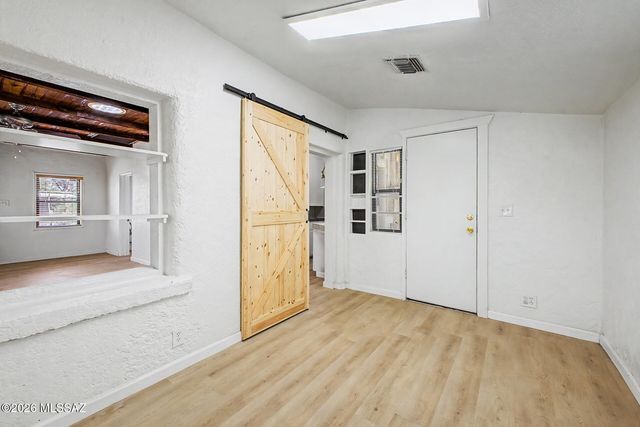 518 S Longfellow Avenue, Tucson, AZ 85711