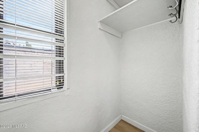 518 S Longfellow Avenue, Tucson, AZ 85711