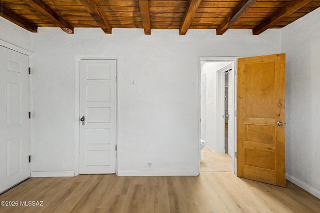 518 S Longfellow Avenue, Tucson, AZ 85711