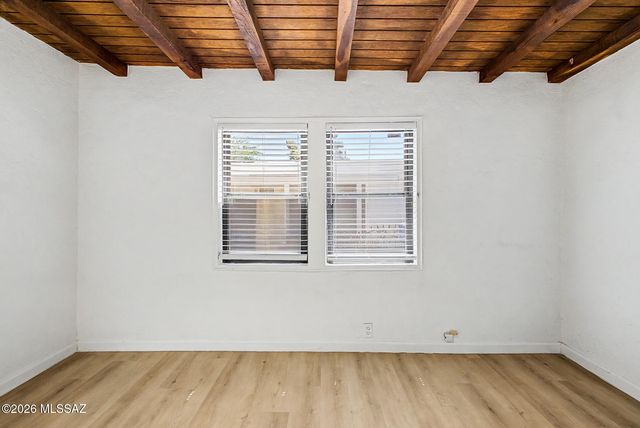 518 S Longfellow Avenue, Tucson, AZ 85711