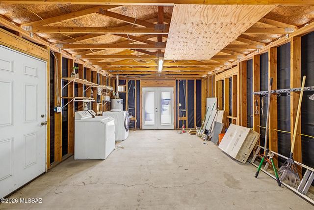 518 S Longfellow Avenue, Tucson, AZ 85711