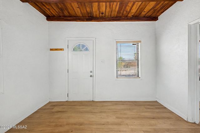 518 S Longfellow Avenue, Tucson, AZ 85711