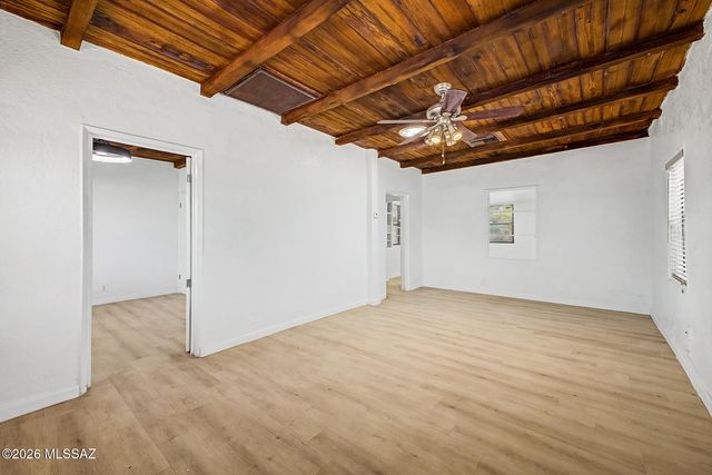 518 S Longfellow Avenue, Tucson, AZ 85711