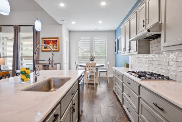 1305 Mill Place, Aubrey, TX 76227