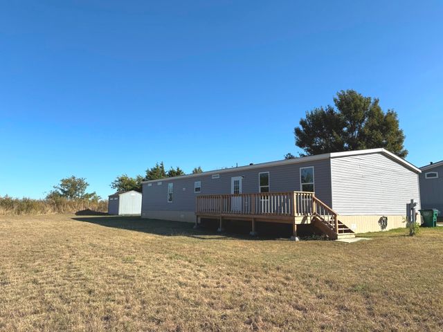 312 Candlewood Circle, Gainesville, TX 76240