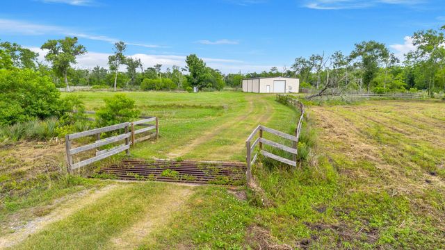 14067 County Road 809, Sweeny, TX 77480