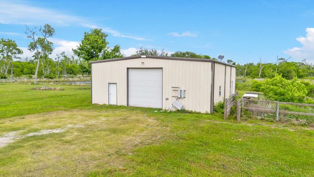 14067 County Road 809, Sweeny, TX 77480