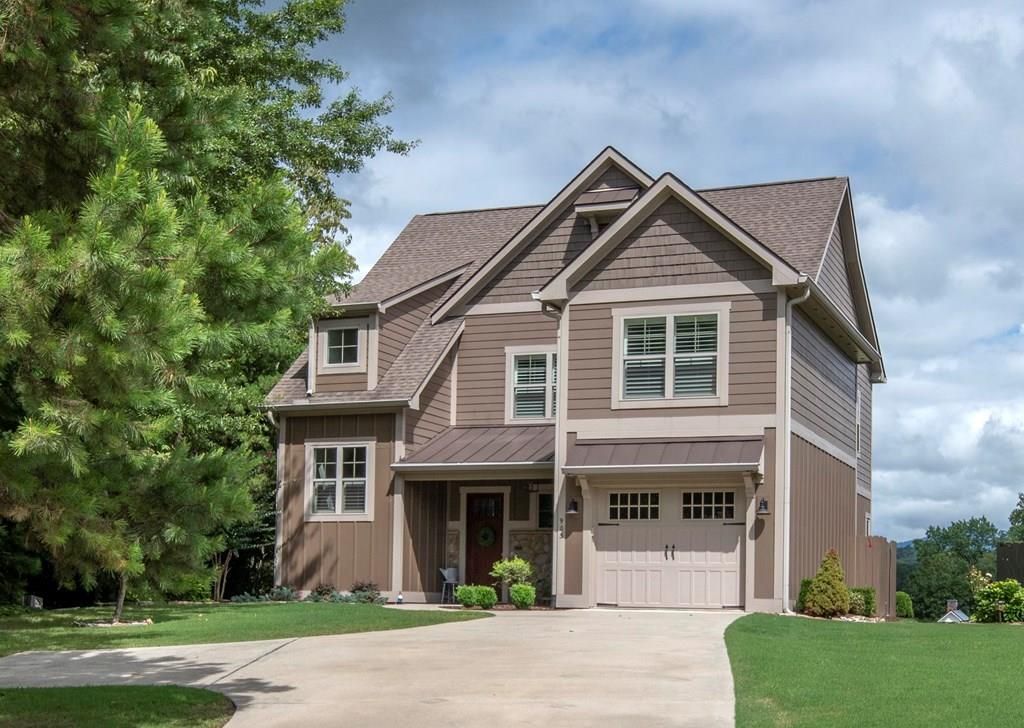 903 Elf School Road, Hayesville, NC 28904