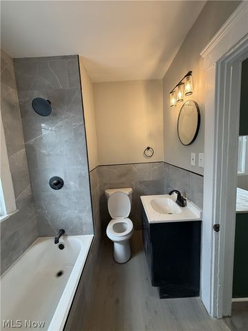 15340 Yorick Avenue 2nd floor, Cleveland, OH 44110