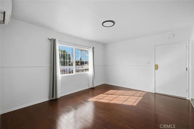 330 W Laurel Street D, Compton, CA 90220