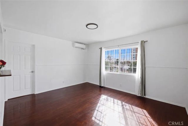 330 W Laurel Street D, Compton, CA 90220