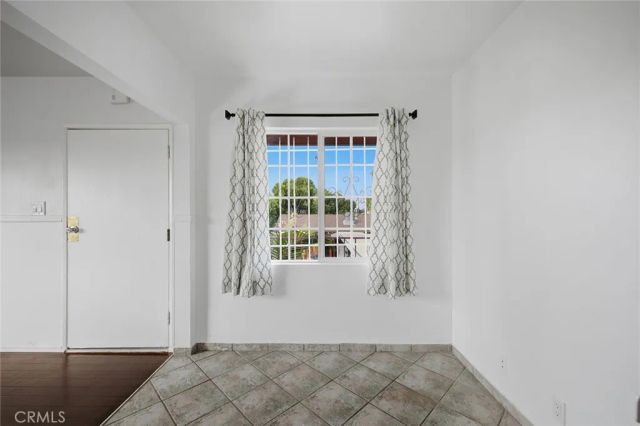 330 W Laurel Street D, Compton, CA 90220