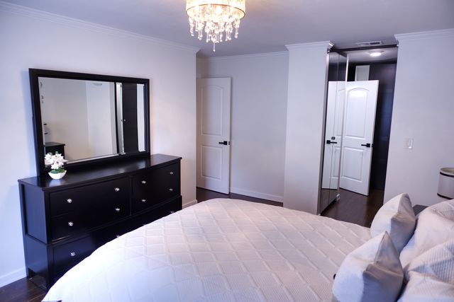 3110 Pheasant Creek Drive 213, Northbrook, IL 60062