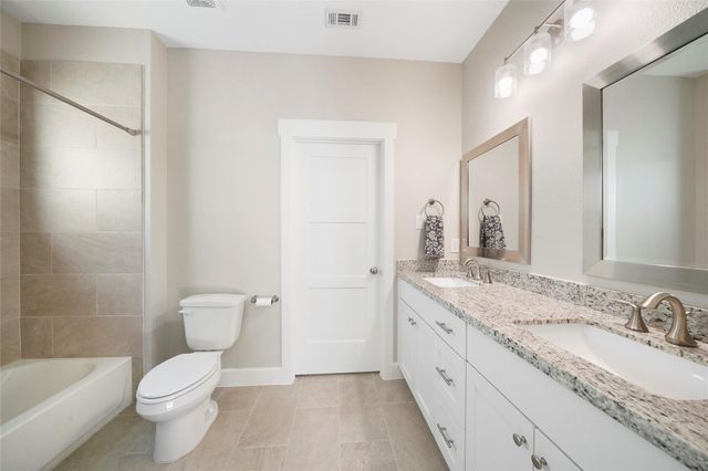 5905 Petty Street D, Houston, TX 77007