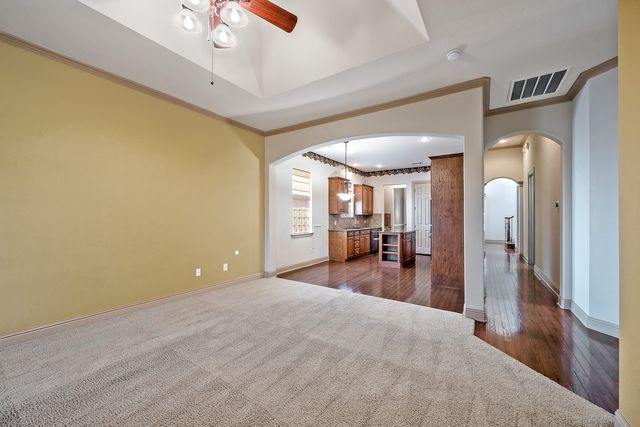 2112 Stone Creek Drive, Mckinney, TX 75072