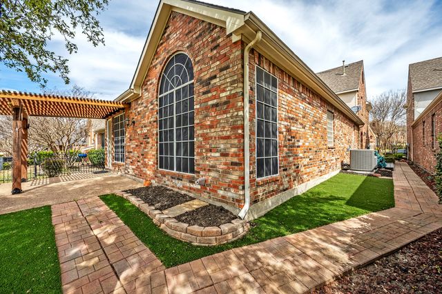 2112 Stone Creek Drive, Mckinney, TX 75072