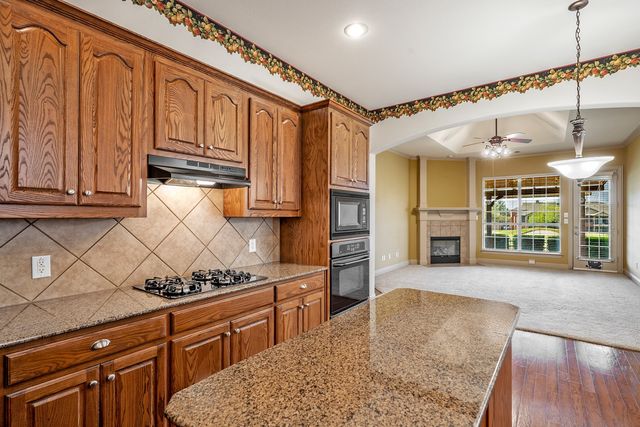 2112 Stone Creek Drive, Mckinney, TX 75072