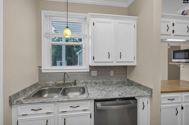 521 Wallace Way, Lexington, SC 29073