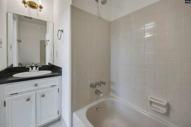521 Wallace Way, Lexington, SC 29073