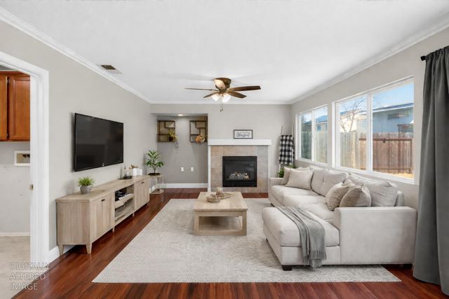 9285 Sierra River Dr, Elk Grove, CA 95624