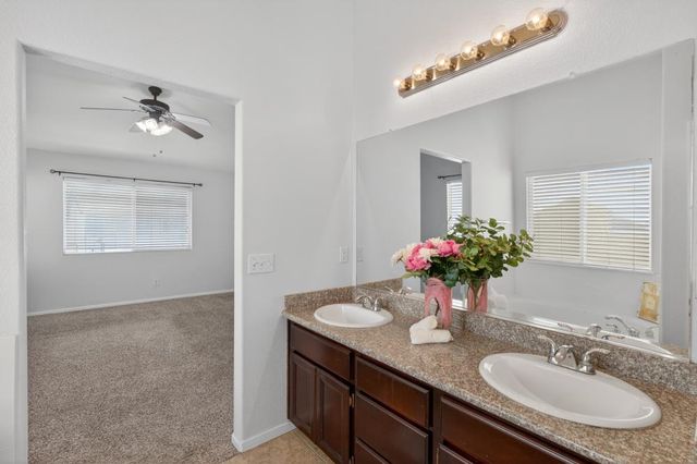 9285 Sierra River Dr, Elk Grove, CA 95624