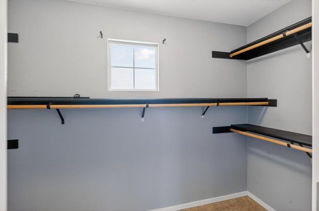 9285 Sierra River Dr, Elk Grove, CA 95624