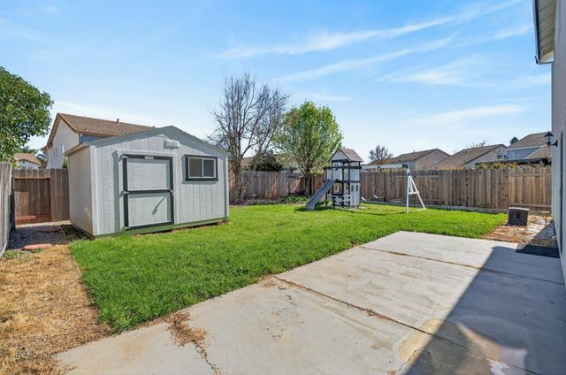 9285 Sierra River Dr, Elk Grove, CA 95624