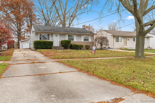 37258 Carpathia Blve Boulevard, Sterling Heights, MI 48310