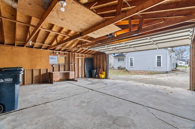 37258 Carpathia Blve Boulevard, Sterling Heights, MI 48310