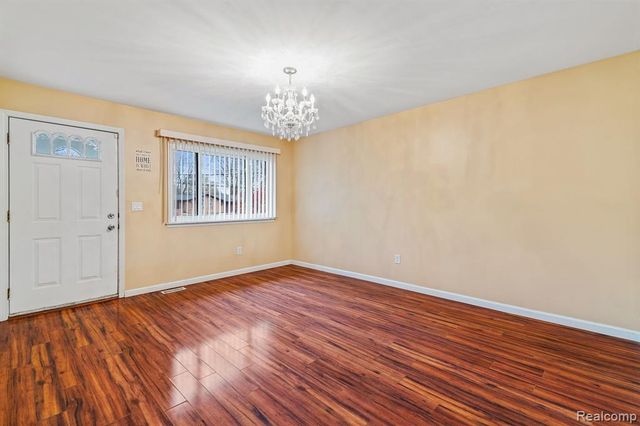 37258 Carpathia Blve Boulevard, Sterling Heights, MI 48310