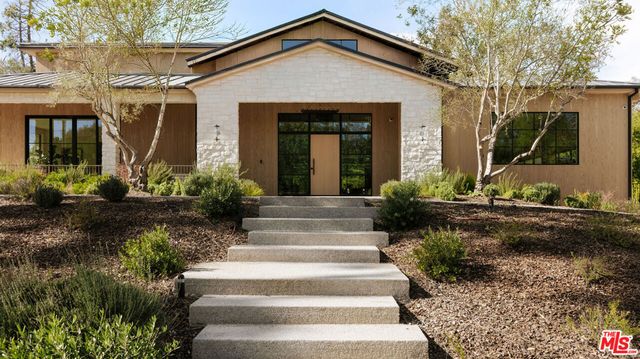 5287 Round Meadow Road, Hidden Hills, CA 91302