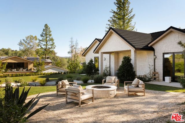 5287 Round Meadow Road, Hidden Hills, CA 91302