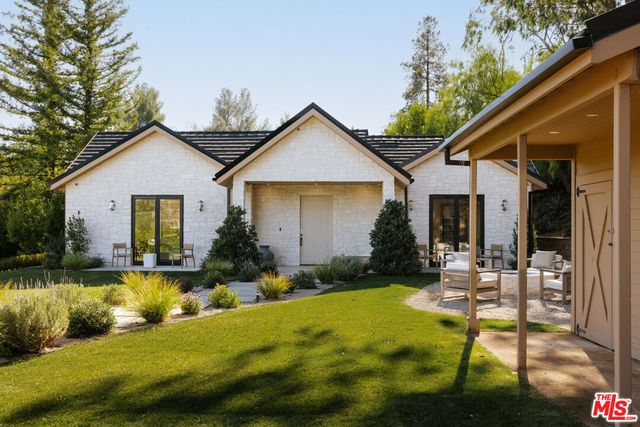 5287 Round Meadow Road, Hidden Hills, CA 91302