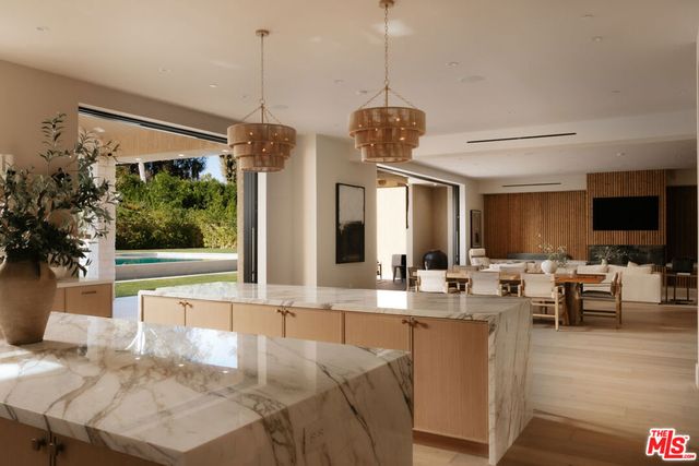 5287 Round Meadow Road, Hidden Hills, CA 91302
