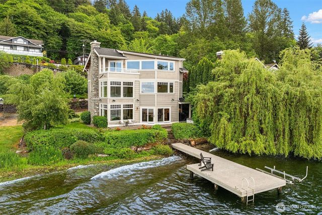 2033 E Lake Sammamish Parkway NE, Sammamish, WA 98074