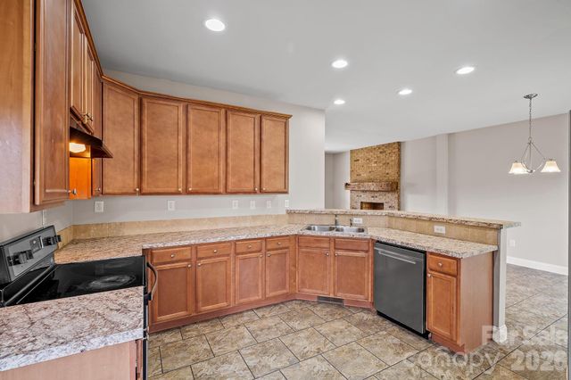273 Green Acres Lane, Marshall, NC 28753