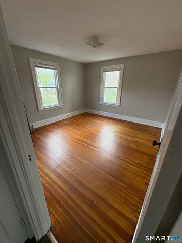 250 Deerfield Road, Windsor, CT 06095