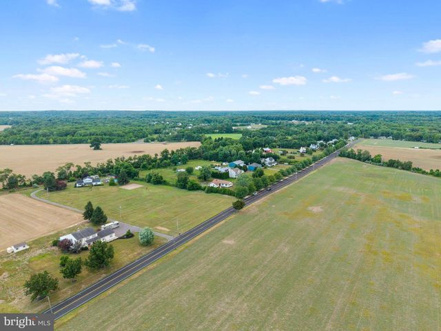 101 HIGHBRIDGE RD, New Egypt, NJ 08533