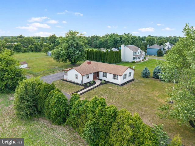 101 HIGHBRIDGE RD, New Egypt, NJ 08533