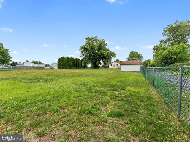 101 HIGHBRIDGE RD, New Egypt, NJ 08533
