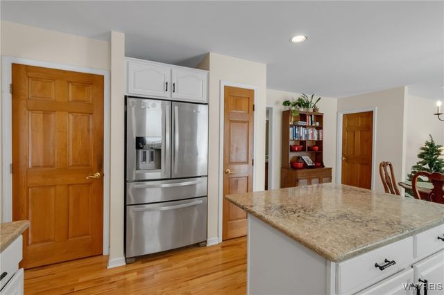 46 Ferndale Drive, Orchard Park, NY 14127